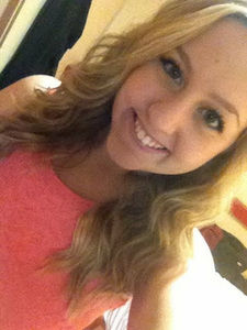 Meet your Posher, Rebecca